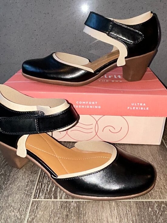 Easy Spirit Shoes - Easy Spirit Casity Womens Round Closed Toe Mary Jane Shoes Size 9 BRAND NEW WBOX